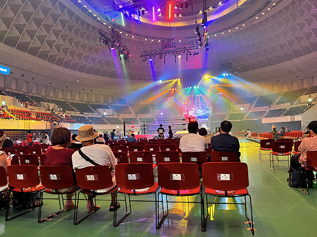 神戸ワールド記念ホールでプロレスを見る！実は遠い、アクセスと座席